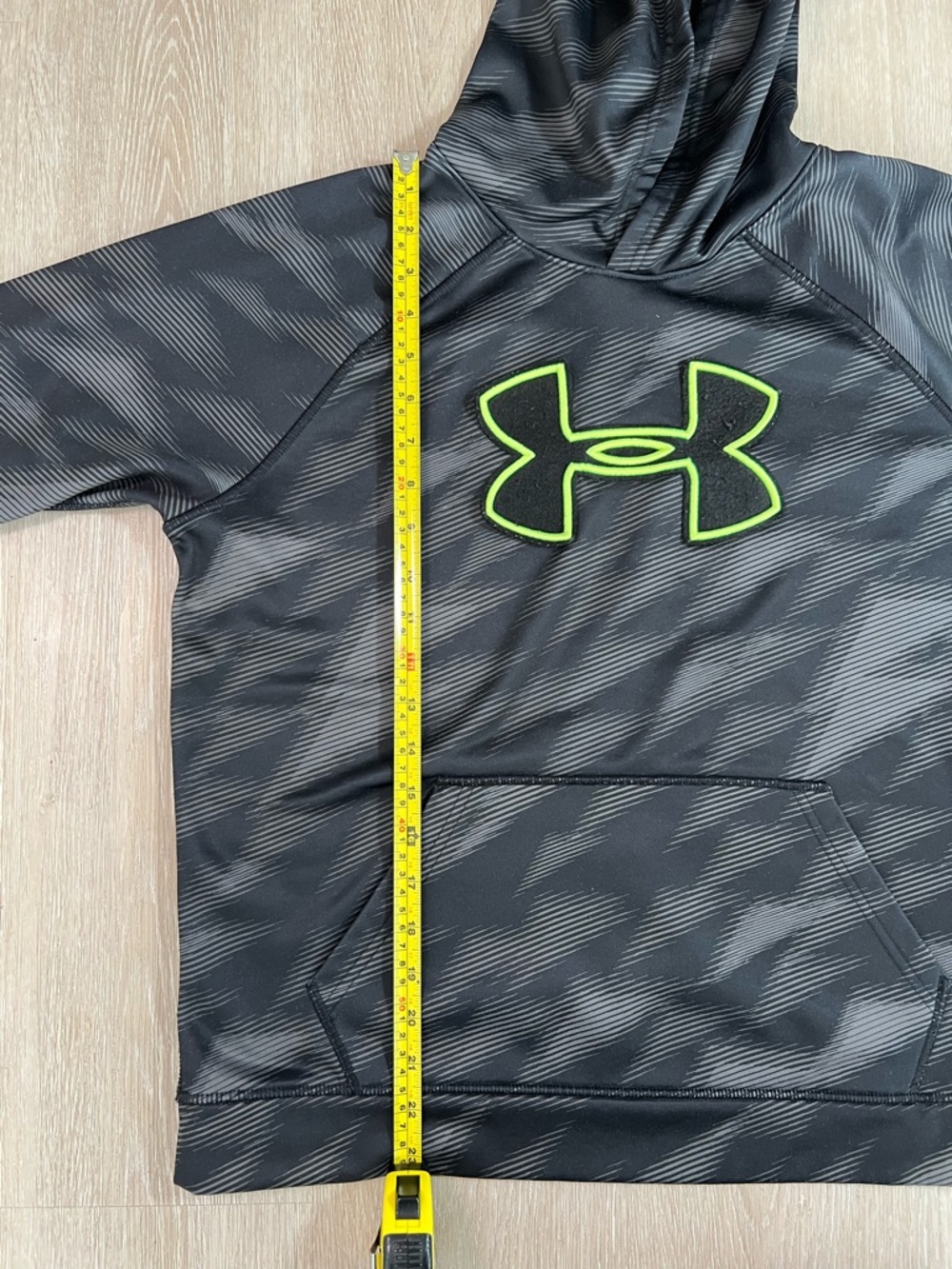 Under Armour Black Hoodie with Neon Lime Logo Trim - Youth XL - Picture 8 of 8